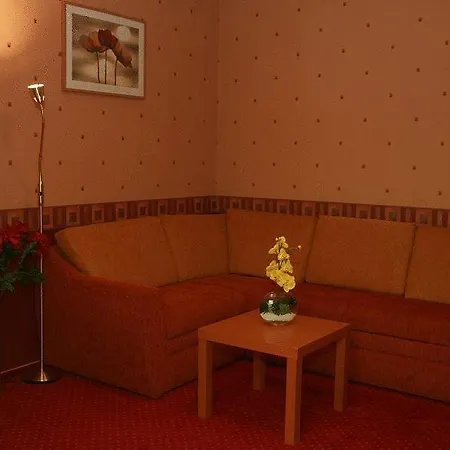 Blues Hotel 3*